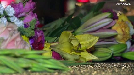 "Il volto di un'epoca": l'omaggio del mondo alla regina Elisabetta