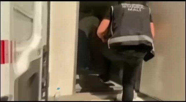 İstanbul'da, Sgk'ya Fatura Edilmiş Kanser İlaçlarını Satan 10 Kişi Yakalandı, Piyasa Değeri 15 Milyon Lirayı Aşan İlaç Ele Geçirildi