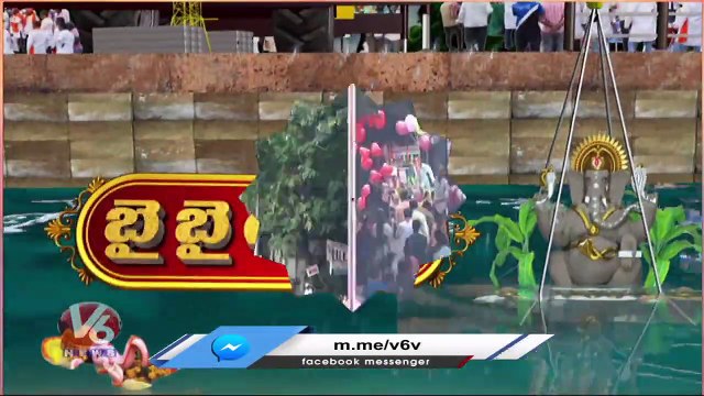 Khairatabad Ganesh Reaches Telephone Bhavan , Leaders Inspects Ganesh Immersion Process | V6 News (1)