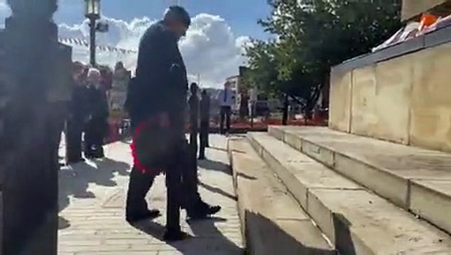 Royal British Legion lay wreath for Queen Elizabeth at Barnsley Town Hall