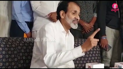 ಅಪ್ಪು ಕೂತಿರೋ ಆ ಚೇರ್ ಕೊಟ್ಬಿಡಿ Raghavendra Rajkumar Asks For Puneeth Rajkumar Seated Chair In 'LUCKY MAN' Movie