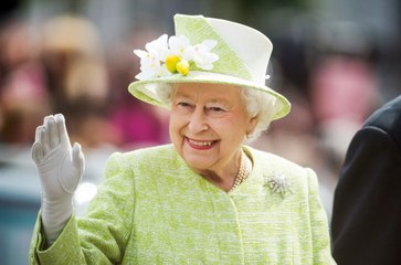Celebrities and World Leaders Pay Tribute to Queen Elizabeth II