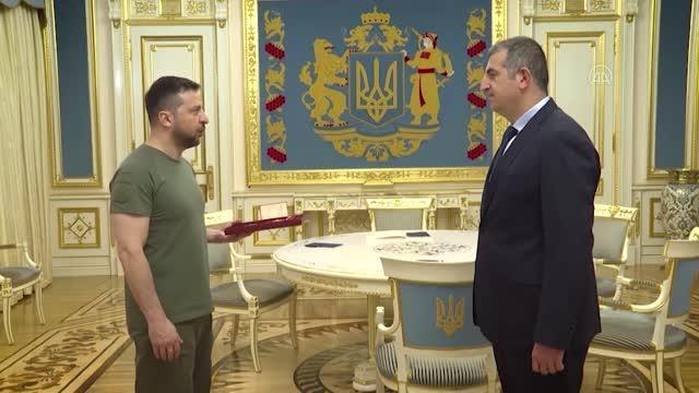 Zelenskiy, Baykar Genel Müdürü Bayraktar'a 1. Derece Devlet Liyakat Nişanı verdi