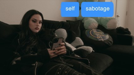 Maggie Lindemann - self sabotage
