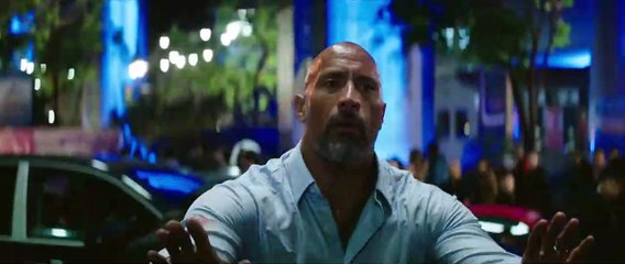 Skyscraper Bande-annonce (IT)