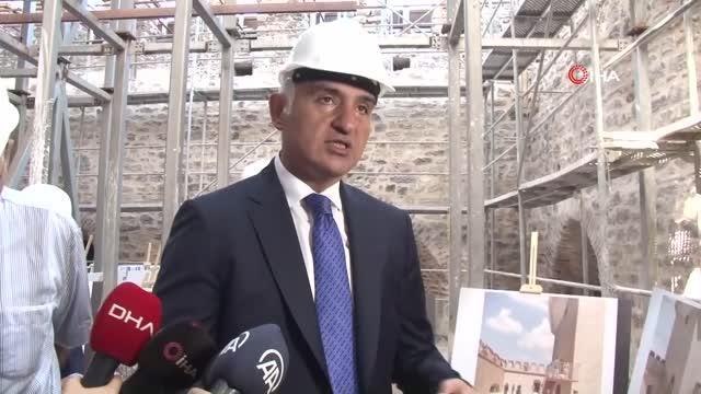 Kültür ve Turizm Bakanı Ersoy, Kız Kulesi'nde incelemelerde bulundu