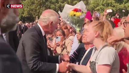 Qu'attendent les Britanniques de Charles III ?