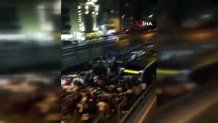 Saatlerce metrobüs yolunda kalan vatandaşlar 'İmamoğlu istifa' sloganı attı