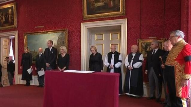 Son Dakika! İngiltere'de Kraliçe Elizabeth'in ölümü sonrası 3. Charles resmen kral ilan edildi