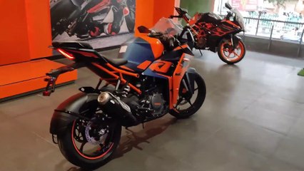 KTM rc 390 (look , feel,power, price )