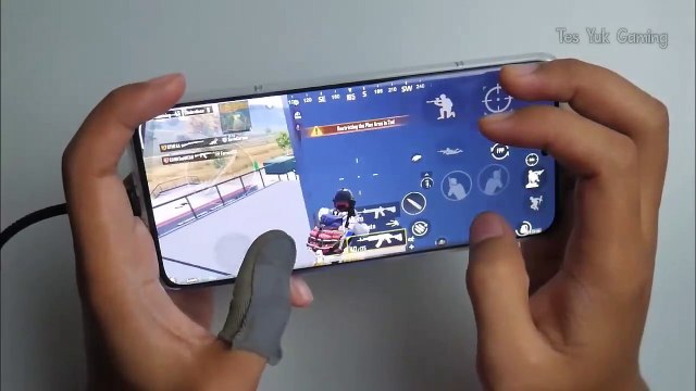 Snapdragon 8 Gen1 LAG _ _ PUBG Full Handcam on Mi 12(Release crazy gamer)