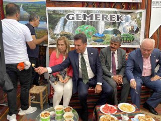 TDP Genel Başkanı Sarıgül: "İzmir'in kurtuluşu müthiş bir şekilde kutlanmıştır"