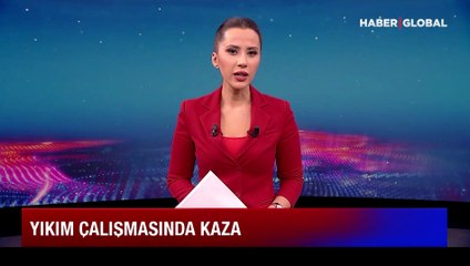 Kepçe operatörü üzerine yıkılan enkazdan son anda kurtuldu! İşte o anlar