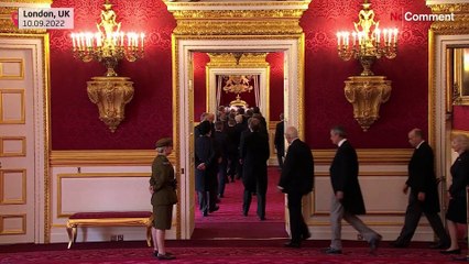 König Charles will dem Vorbild seiner Mutter folgen