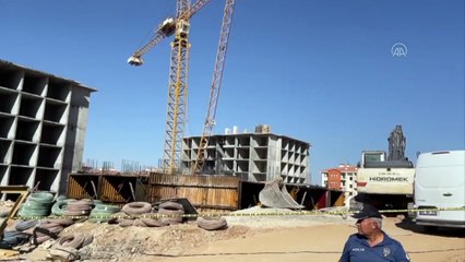 İnşaat çalışmasında vinç devrildi: 2 ölü
