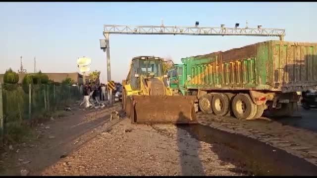 Son dakika haberleri... ŞANLIURFA - Birecik'te 3 araç çarpıştı 2 kişi öldü, 3 kişi yaralandı