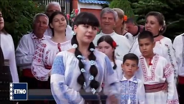 Catalina Mirita - Hai sa mergem prin gradina (Ramasag pe folclor - ETNO TV - 18.08.2022)