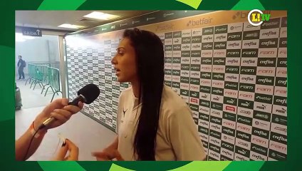 Bia Zaneratto, atacante do Palmeiras.