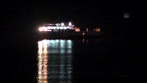 Son dakika haberleri! ÇANAKKALE - Yunanistan Sahil Güvenlik birimlerinin taciz ateşi açtığı Ro-Ro gemisi Çanakkale Boğazı'nda