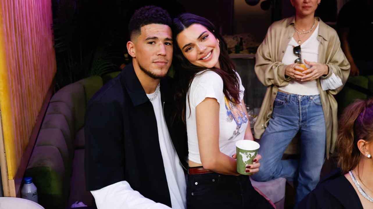Trennung endgültig vom tisch: kendall jenner begleitet devin booker zu event