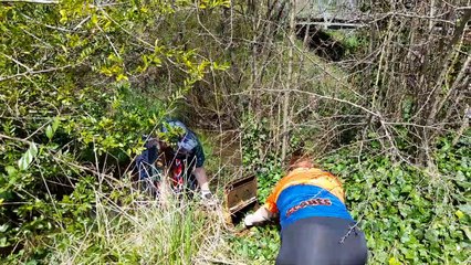 Breeanan Irons and Savana Robinson-Carroll pull mower out of Edgell Creek as part of clean up | September 11, 2022 | Western Advocate