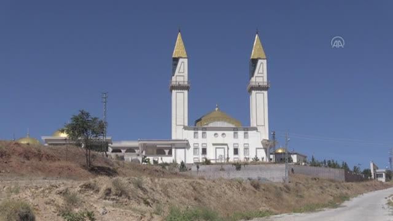 Kırıkkale gündem haberi | KIRIKKALE - Türkiye'ye getirilen Kabe örtüleri Kırıkkale'de sergilenecek
