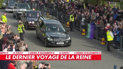 Le cercueil de la reine a quitté Balmoral pour rejoindre Édimbourg