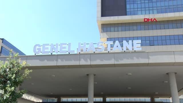 METROBÜS KAZASINDA YARALANAN ŞOFÖRÜN KARDEŞİ AMELİYAT OLDU BİLİNCİ AÇIK