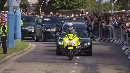 Queen's coffin travels through Aberdeen