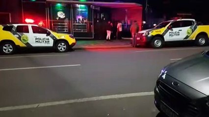 Confusão em casa noturna mobiliza equipes da PM até a Rua Paraná, no Centro