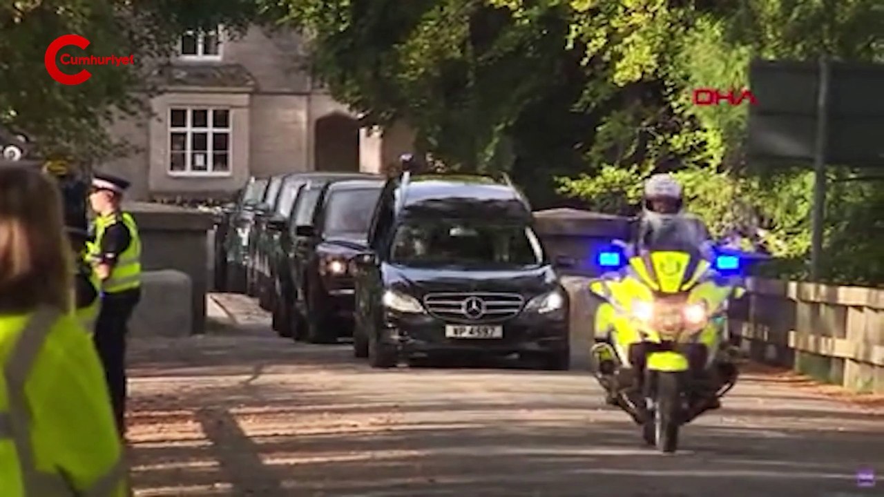 Kraliçe Elizabeth'in naaşı, yola çıktı