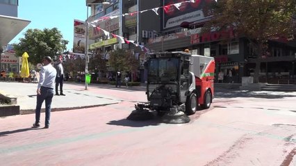 Ankara haberleri | Çankaya Belediyesi'nden Çevre Dostu Süpürme Aracı
