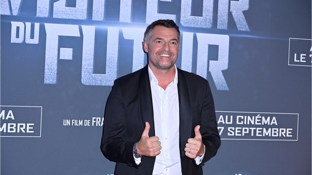 GALA VIDEO - Jean-Paul Belmondo “coquin” : cette petite blague murmurée à Arnaud Ducret sur sa vie de couple