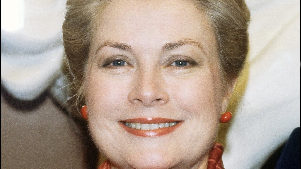 VOICI - Grace Kelly : à l'occasion des 40 ans de sa mort, la principauté de Monaco publie un bouleversant hommage à la princesse