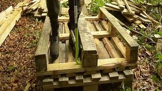 Building a house in the forest from old pallets. From start to finish