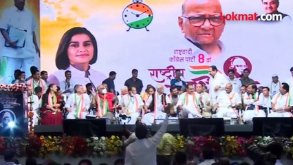 न् अजितदादा उठून गेले, स्टेजवर काय घडलं?