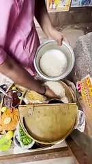 75 Year Old Famous Jhal Muri Wala of Kolkata #shorts