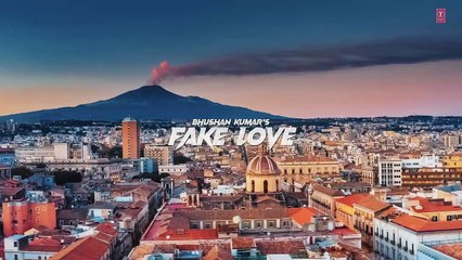 Guru Randhawa: Fake Love (Video) Man of The Moon | Sanjoy, Royal Maan, Amar S | Bhushan Kumar