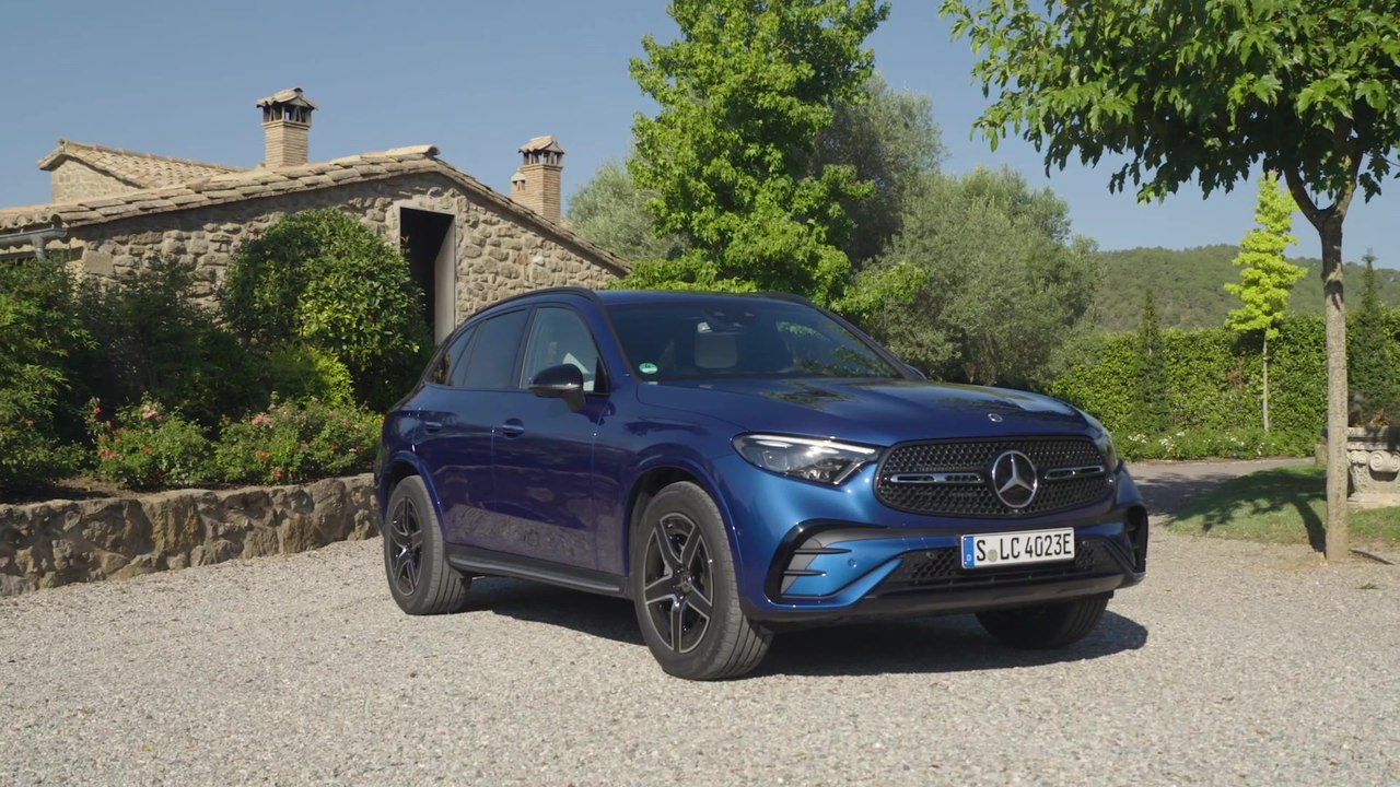 Der neue Mercedes-Benz GLC - DIGITAL LIGHT - extrem lichtstark und auf Wunsch mit Projektionsfunktionen