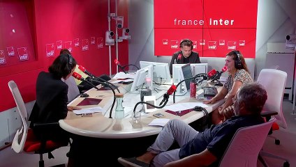 Pourquoi tous ces complots ? Le Billet de Sophia Aram