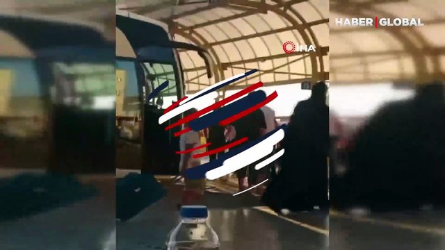 Eski sevgili, yeni sevgiliyi görünce kıskançlık krizine girdi: Tekme tokat dövdü