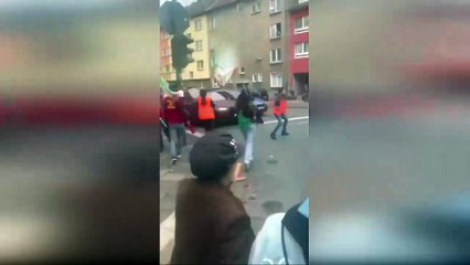 Almanya'da Pkk yandaşları Türk vatandaşına