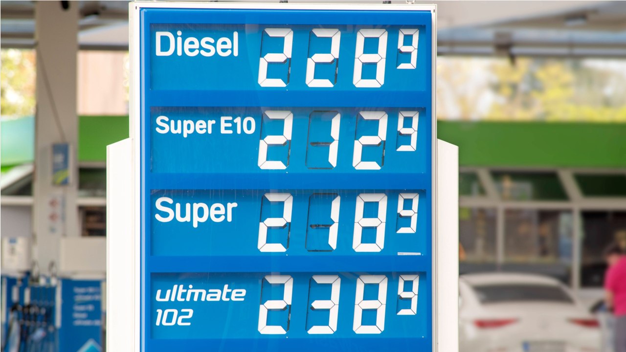Kraftstoff in Deutschland teurer als in allen EU-Nachbarländern