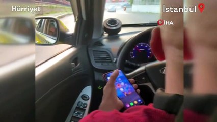 Taksiciden şoke eden hareket! Yolcular fark edip tepki gösterdi... O anlar kamerada