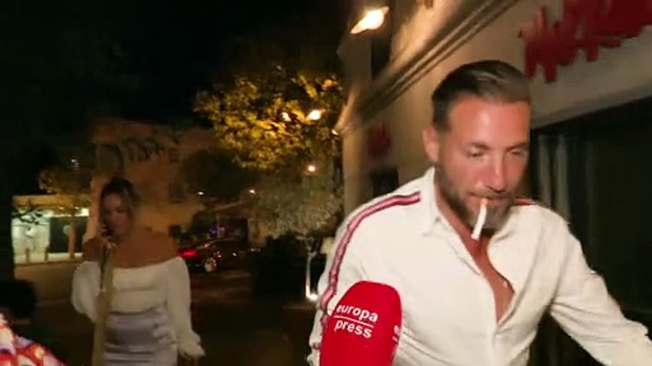 Antonio David Flores se deja ver en la noche madrileña acompañado por Marta Riesco