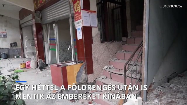 Egy héttel a földrengés után is mentik az embereket a kínai Szecsuán tartományban
