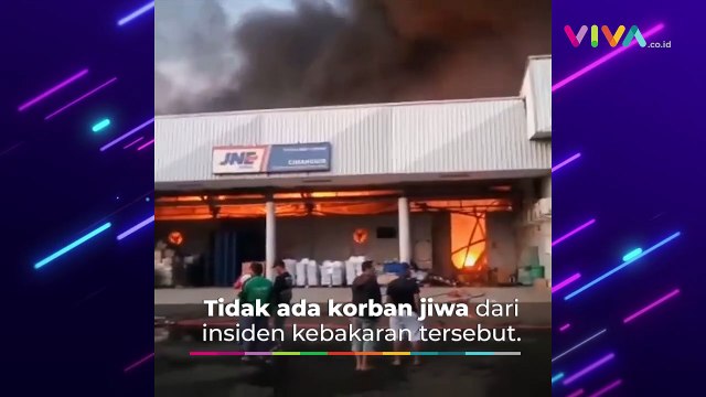 Gudang JNE Depok Dilalap Api, Gimana Tanggung Jawab JNE?