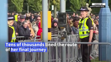 Queen's coffin arrives in Edinburgh on solemn final journey