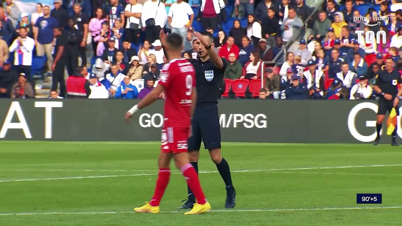 "Wesh, touche-moi pas frère! Pourquoi tu me touches ?" : Presnel Kimpembe s'en prend à l'arbitre lors de la rencontre PSG-Brest