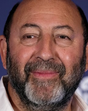 Cinéma : la proposition de Kad Merad face à la baisse de fréquentation des salles obscures - F